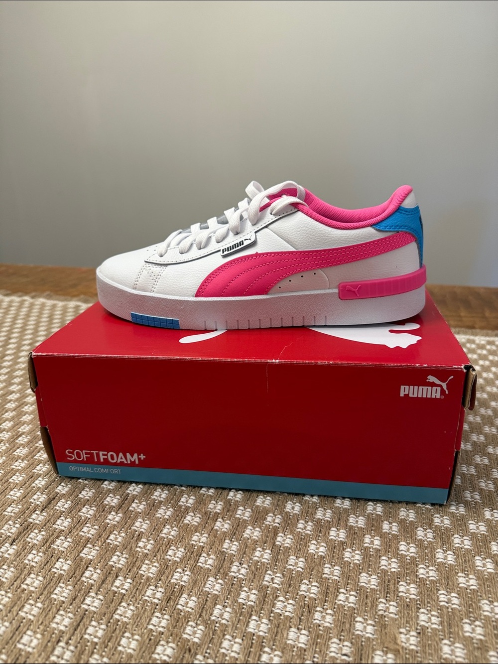 Puma Sneakers  Pink and Blue Accents - Sz 9